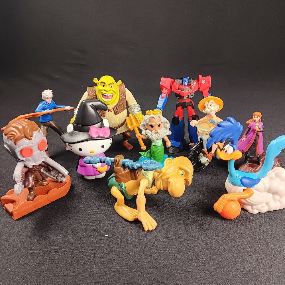 Small Vintage Plastic Toy Lot McDonalds Happy Meal Looney Tunes Transformers
